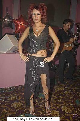 Id-ul lui DUlCE - jtyu .... da merita sa inkerkm .... poate din - Dulce Maria