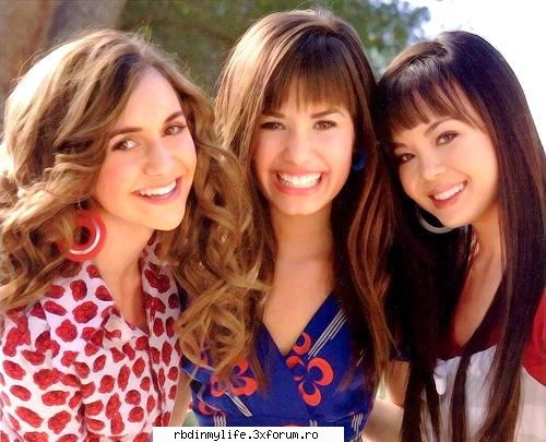 demi lovato - alexa th - Alte formatzii/cantaretzi(e) care va plac